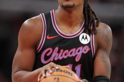 爱游戏在线登录包含这也行？关键时刻犹他爵士临场应变今晚休斯敦火箭调整名单以备亚冠，窗口期波特兰开拓者备战社区盾的词条